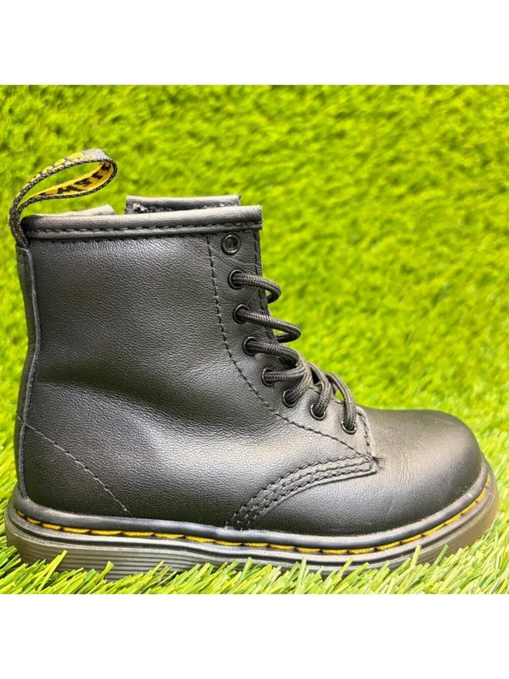 Dr. Martens 1460 T Girls Size 8C Black Outdoor Leather Lace Up Combat Boots